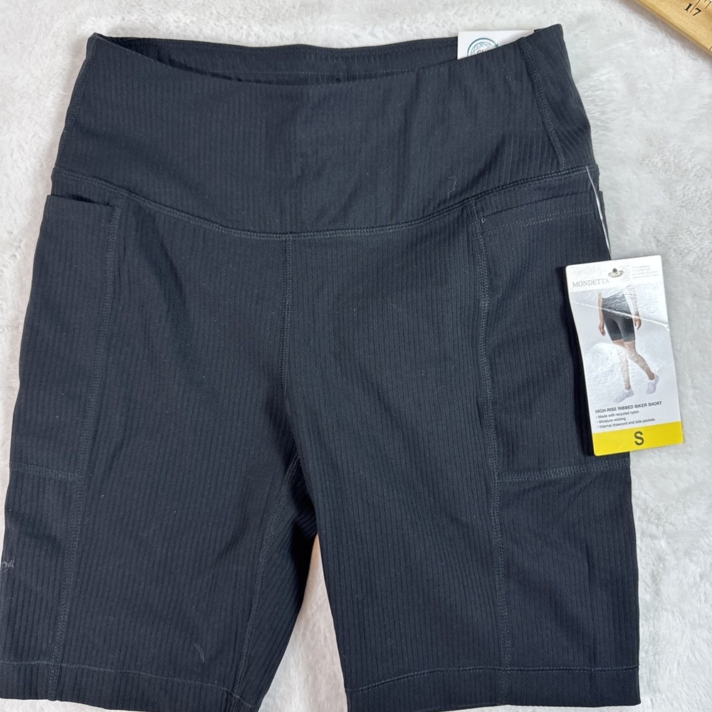 Mondetta Womens High Rise Ribbed Biker Shorts Black Pockets Size S 1849672